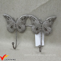 Triple blanco antiguo metal mariposa ganchos para la pared